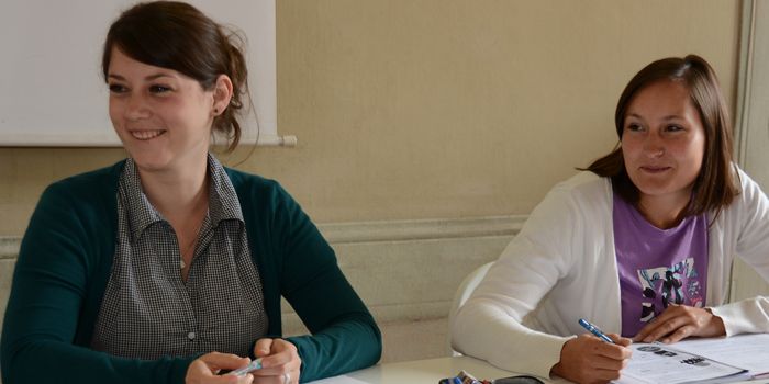 due studentesse.700x350